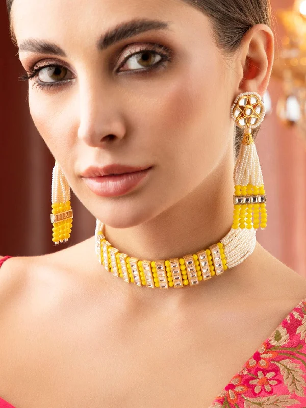 matte silver stellar necklace-Satin weave necklace-Rubans Gold Plated Kundan Choker Set With White And Yellow Beads